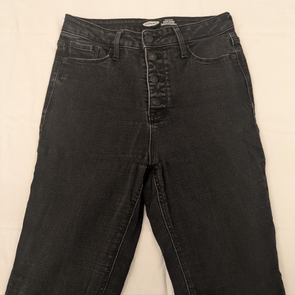 Old Navy Extra High Rise Super Skinny button-front black jeans